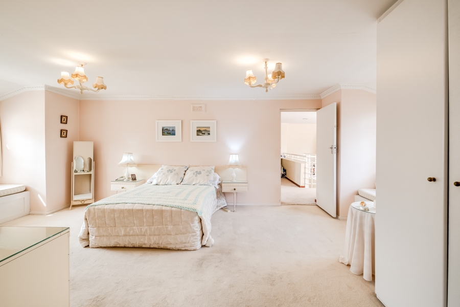 3 Bedroom Property for Sale in Flamingo Vlei Western Cape